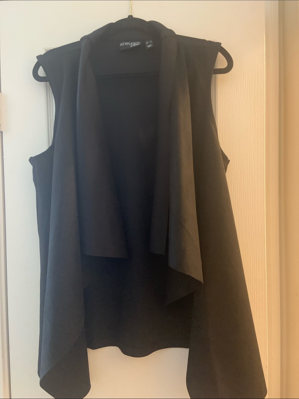 Attitudes by Renee Black Open-Front Drape Vest